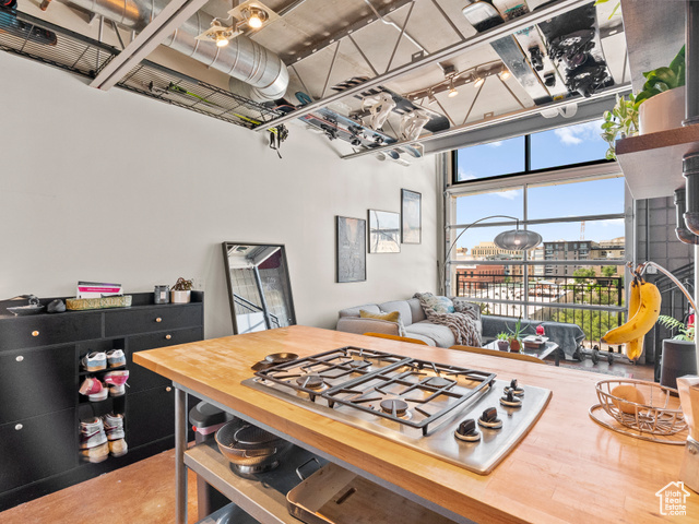 Property Photo: 360 W Broadway S 619 UT 84101