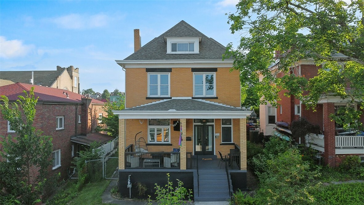 Property Photo: 548 Bellaire Ave PA 15226