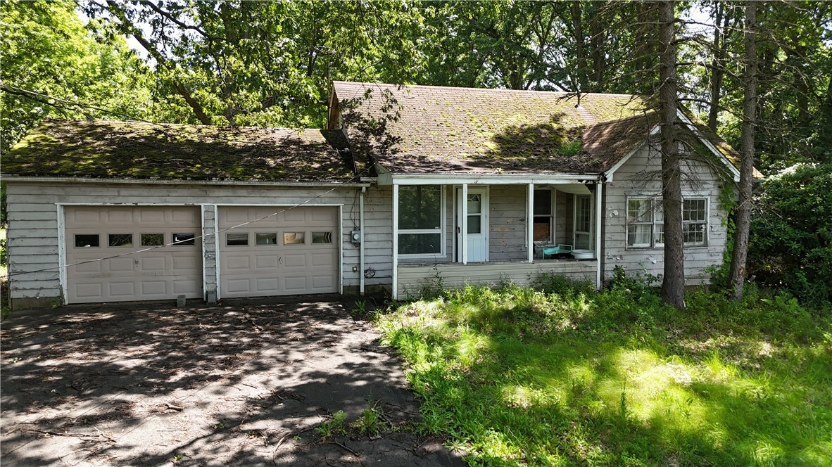 Property Photo: 1219 Gringo Clinton Rd PA 15001