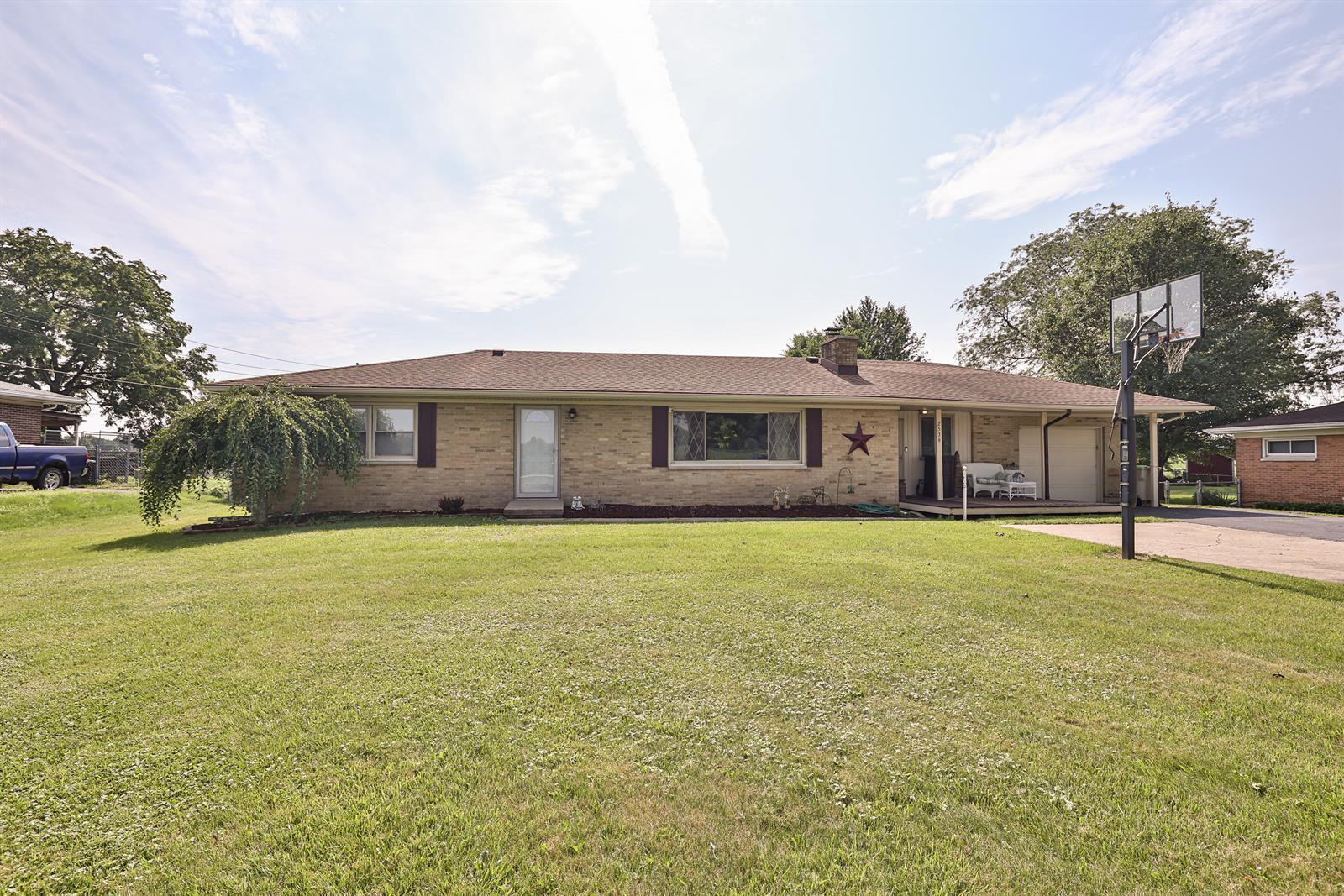 Property Photo:  2536 S Burnett Road  OH 45505 