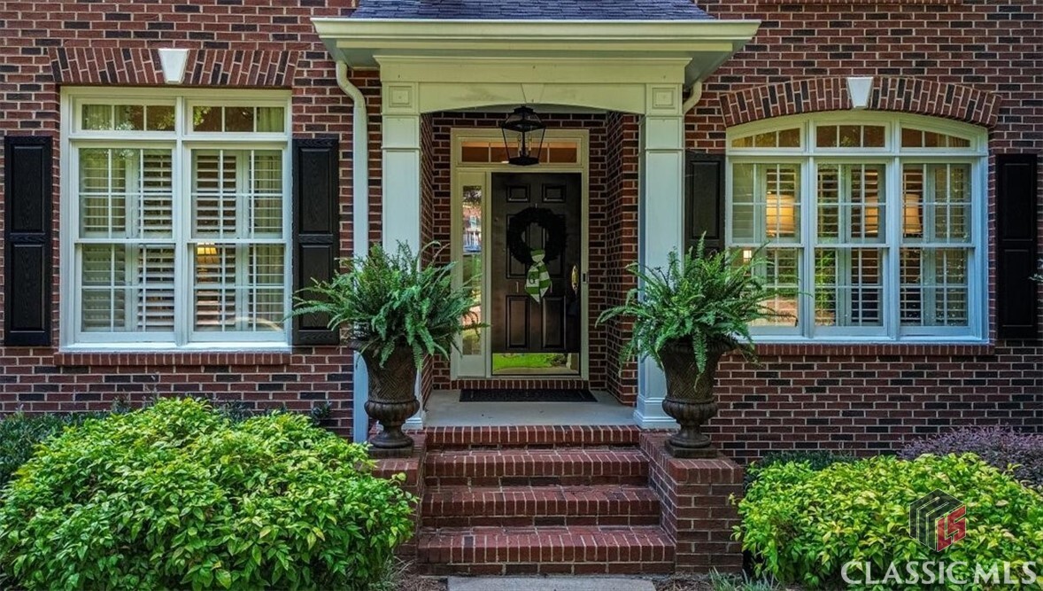 Property Photo: 1011 Magnolia Drive GA 30606