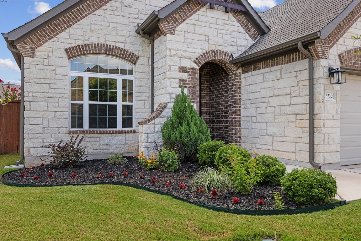 Property Photo: 2210 Ambling Trail TX 78628