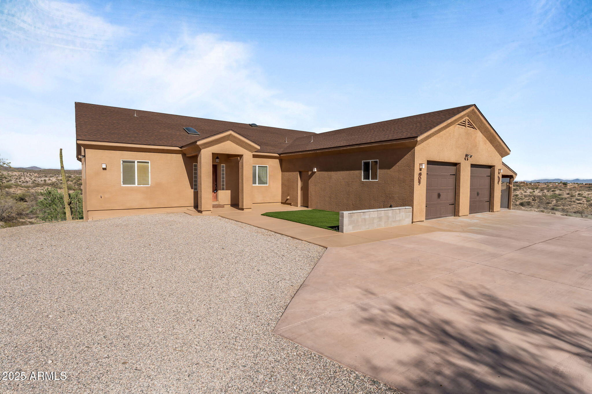 Property Photo: 45327 San Domingo Peak Trail AZ 85342