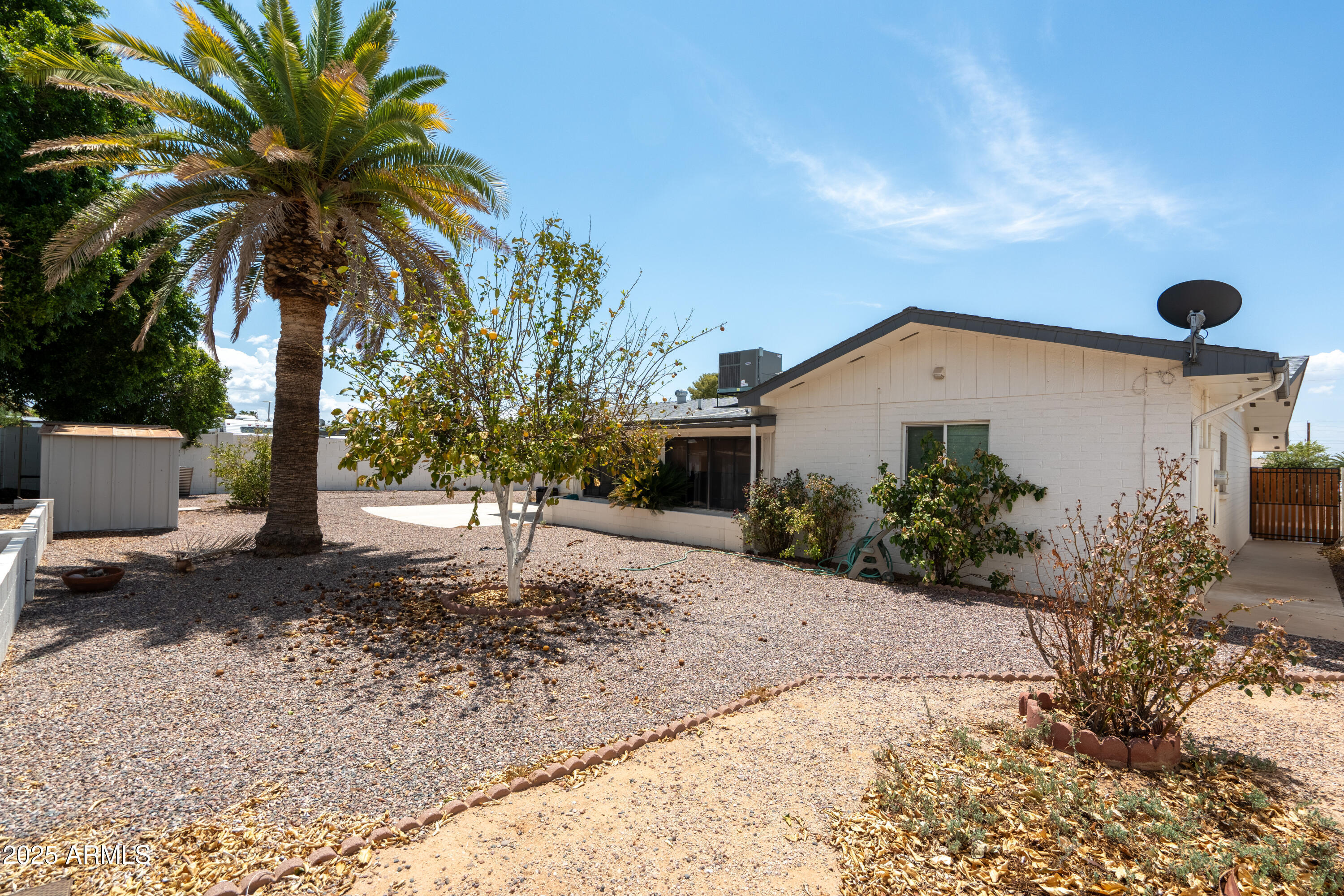 Property Photo: 6048 E Des Moines Street AZ 85205