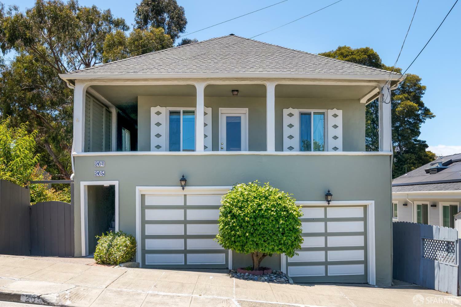 Property Photo: 205 207 Cypress Avenue CA 94066