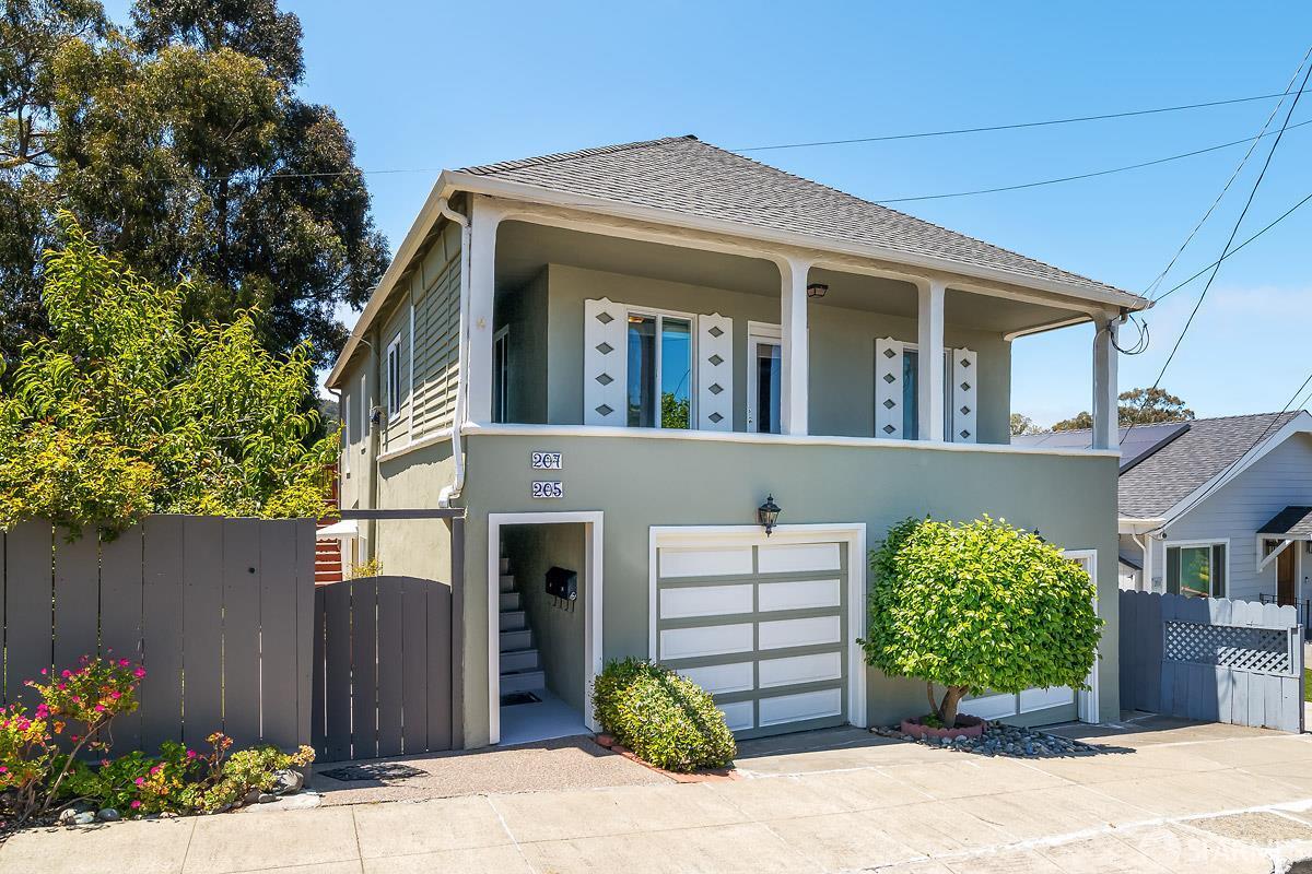 Property Photo: 205 207 Cypress Avenue CA 94066