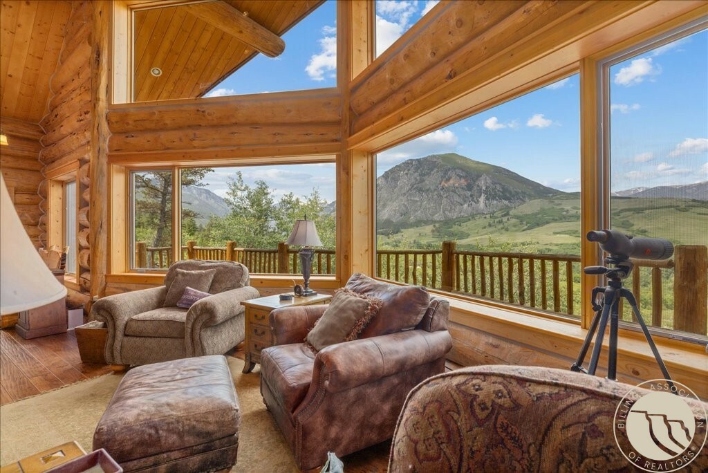 Property Photo:  629 East Rosebud Road  MT 59071 