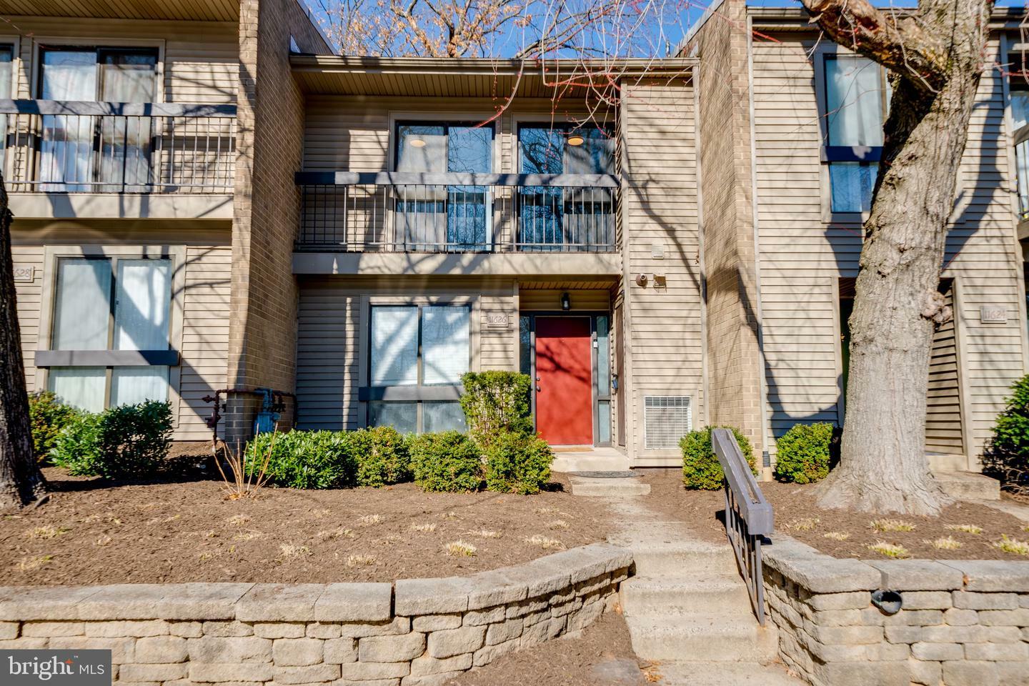 Property Photo: 11626 Ivystone Court 3B1 VA 20191
