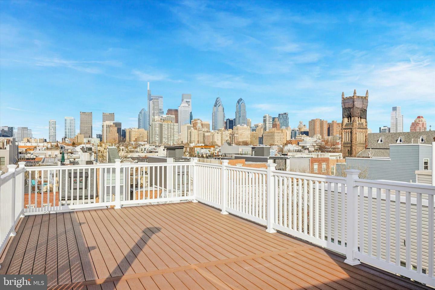 Property Photo: 2121 Carpenter Street 2 PA 19146