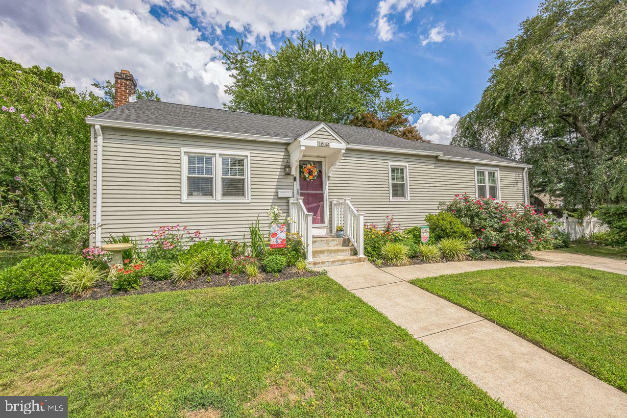 Property Photo: 1644 Oak Avenue NJ 08035