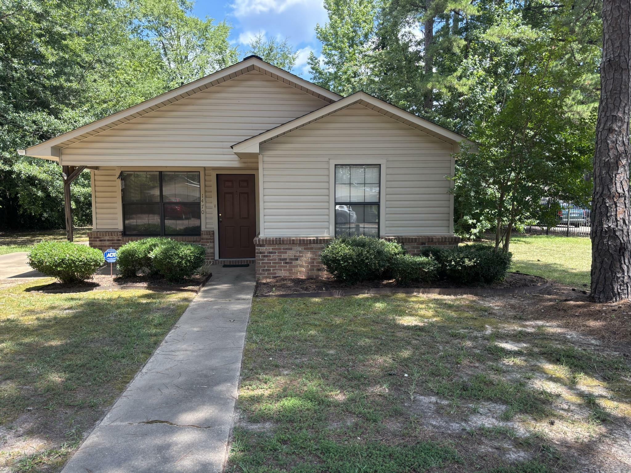Property Photo: 1470 Harper AR 71701