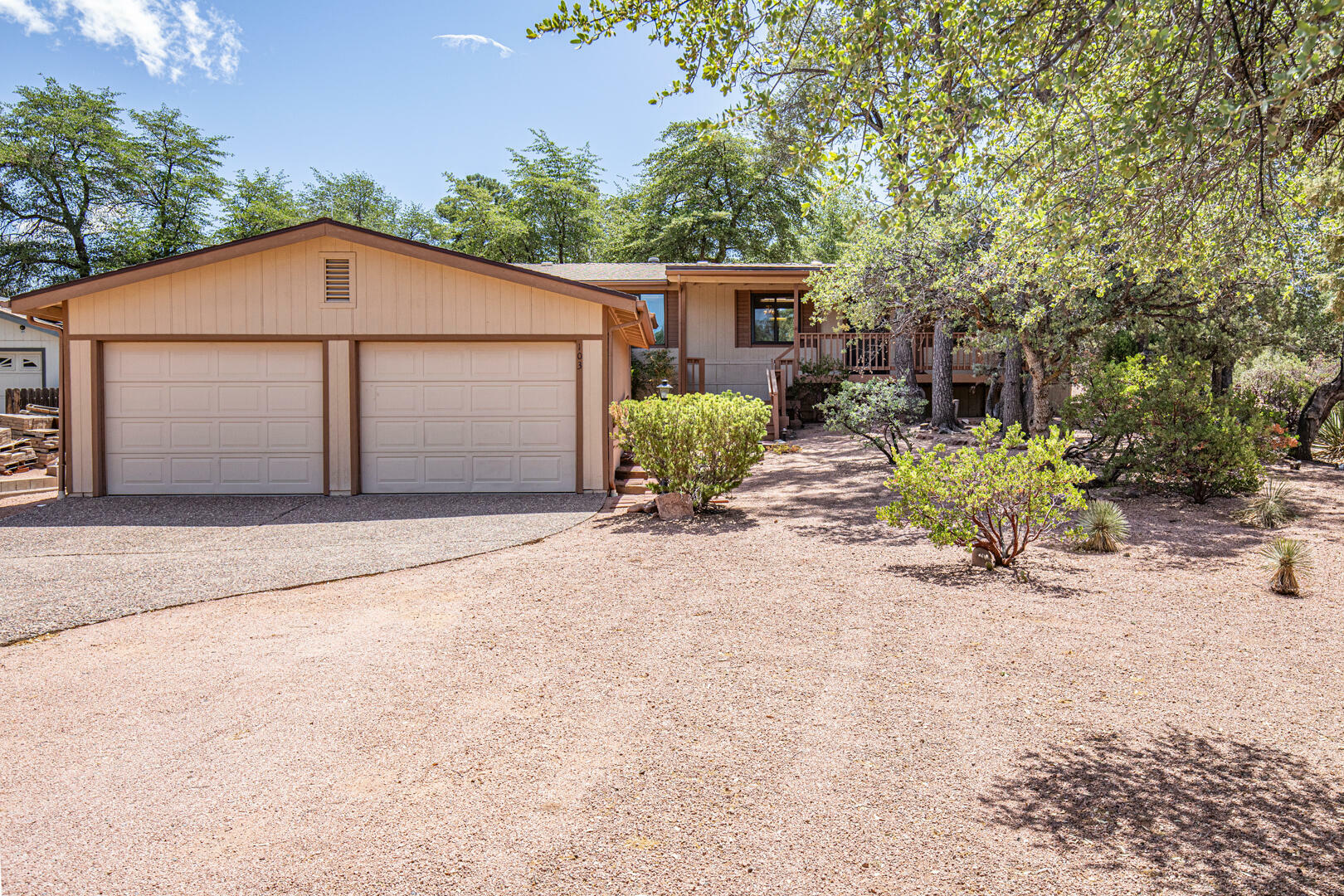 Property Photo:  103 N Bryce Circle  AZ 85541 