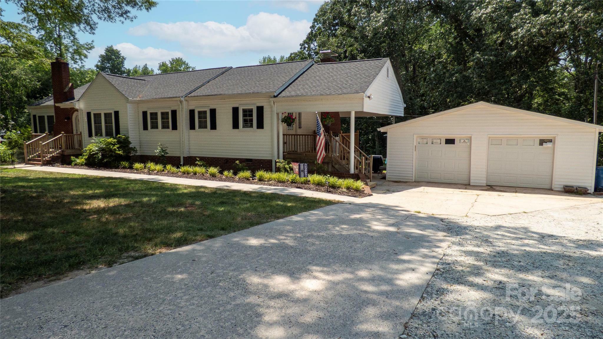 Property Photo: 1327 Mount Ulla Highway NC 28115