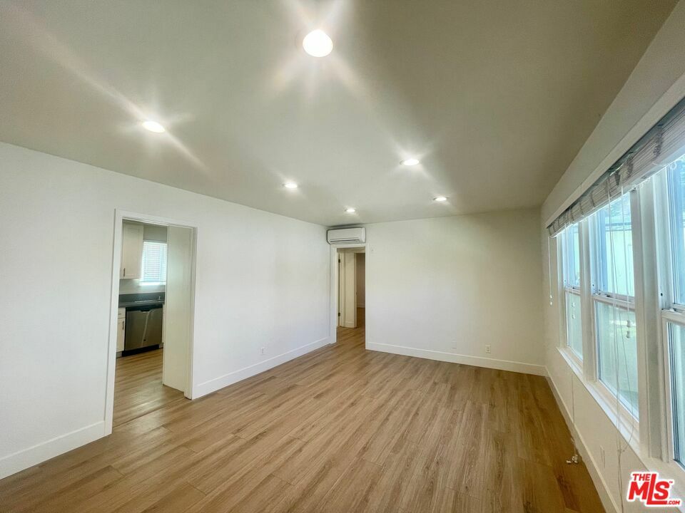 Property Photo:  4441 Tujunga Ave  CA 91602 