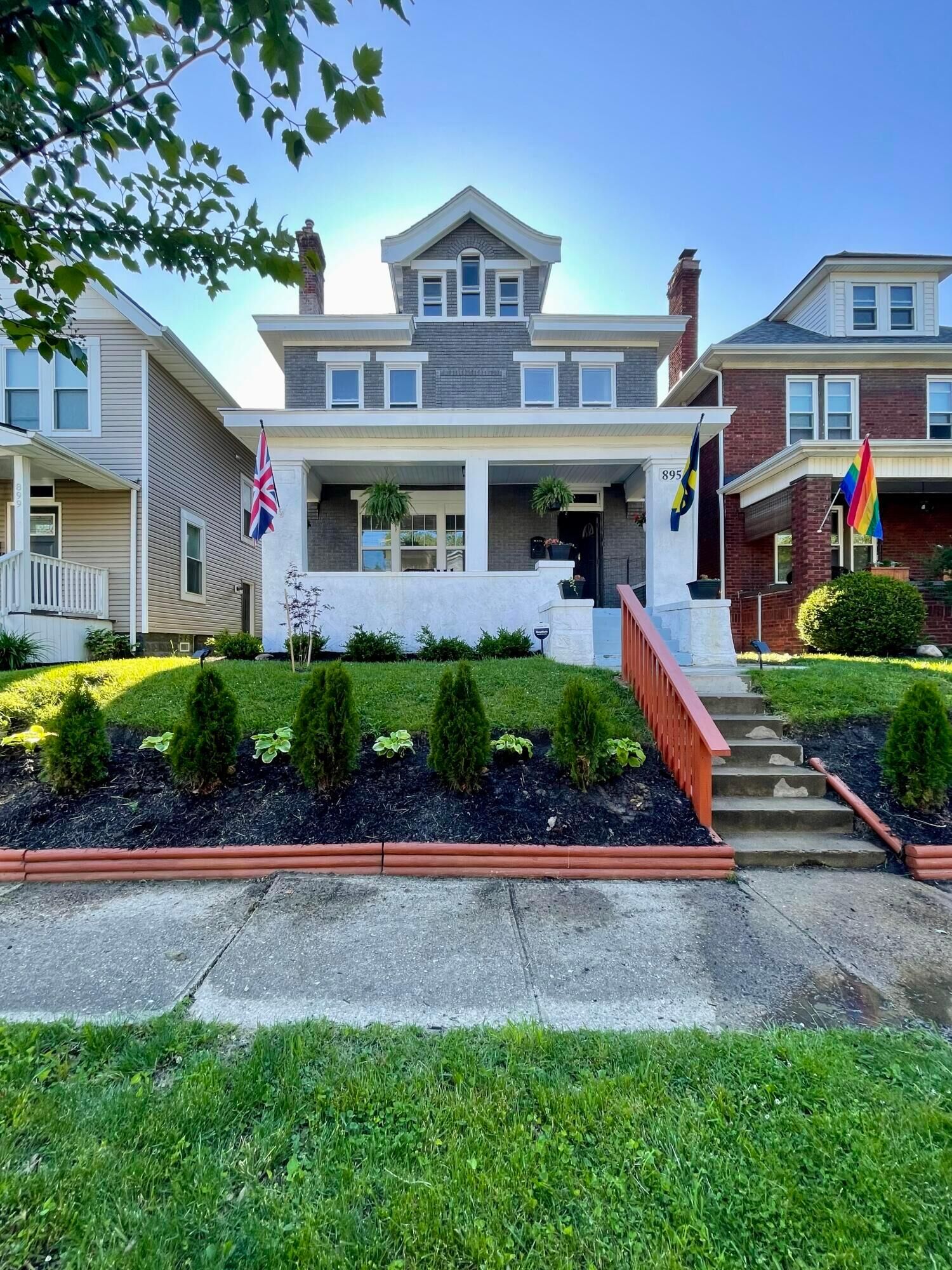 Property Photo:  895 S Ohio Avenue  OH 43206 