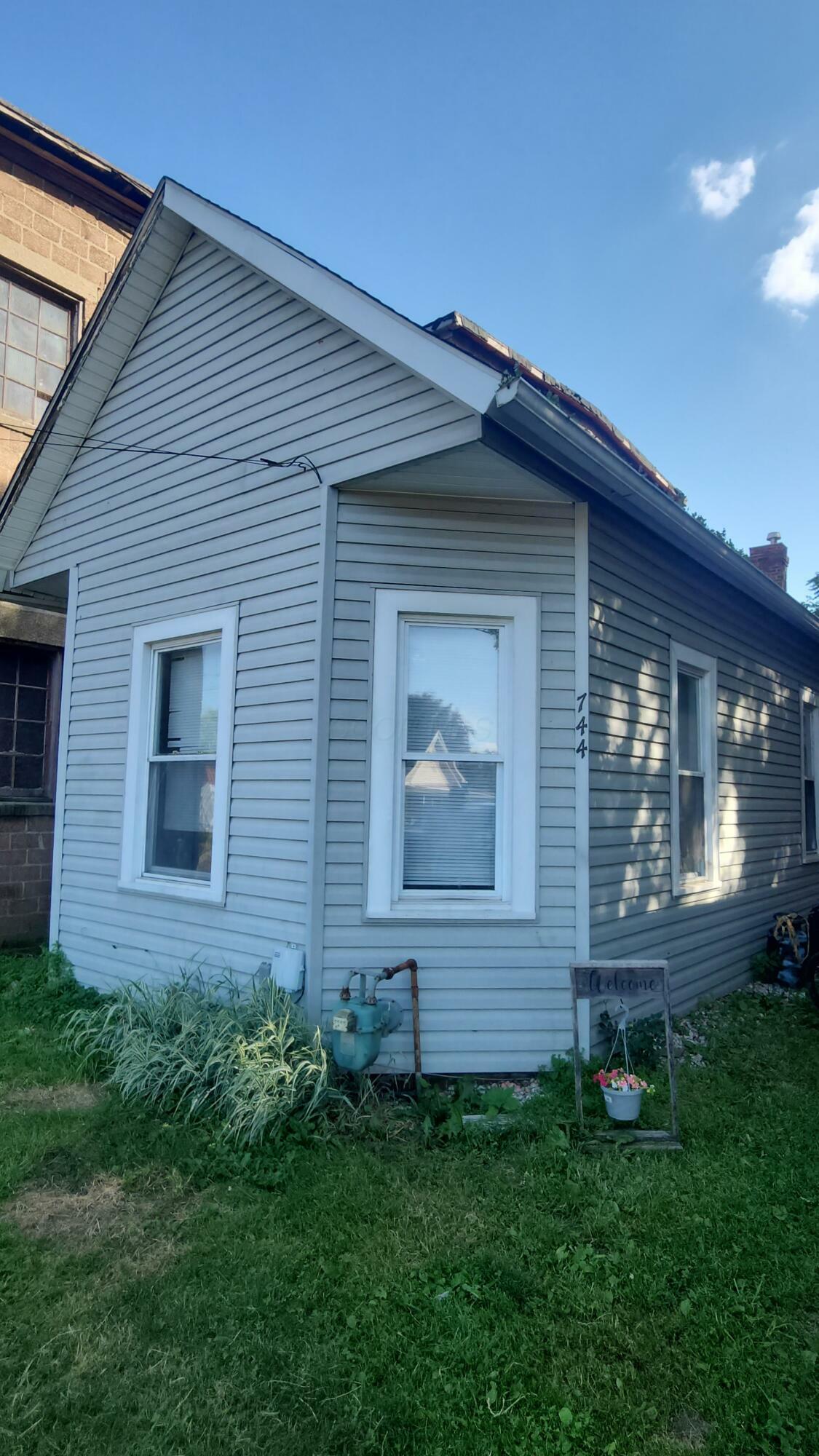Property Photo: 744 Washington Avenue OH 45601