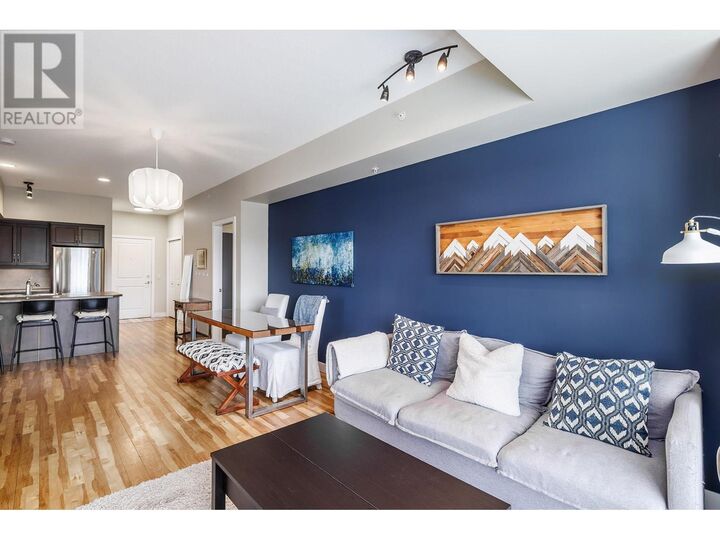 Property Photo:  850 Saucier Avenue 411  BC V1Y 6A3 