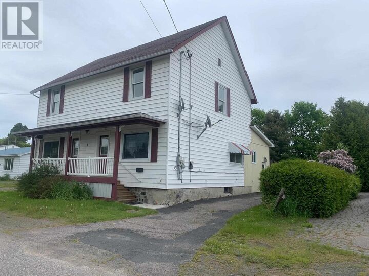 Property Photo: 286-288 Federation St ON P0R 1L0