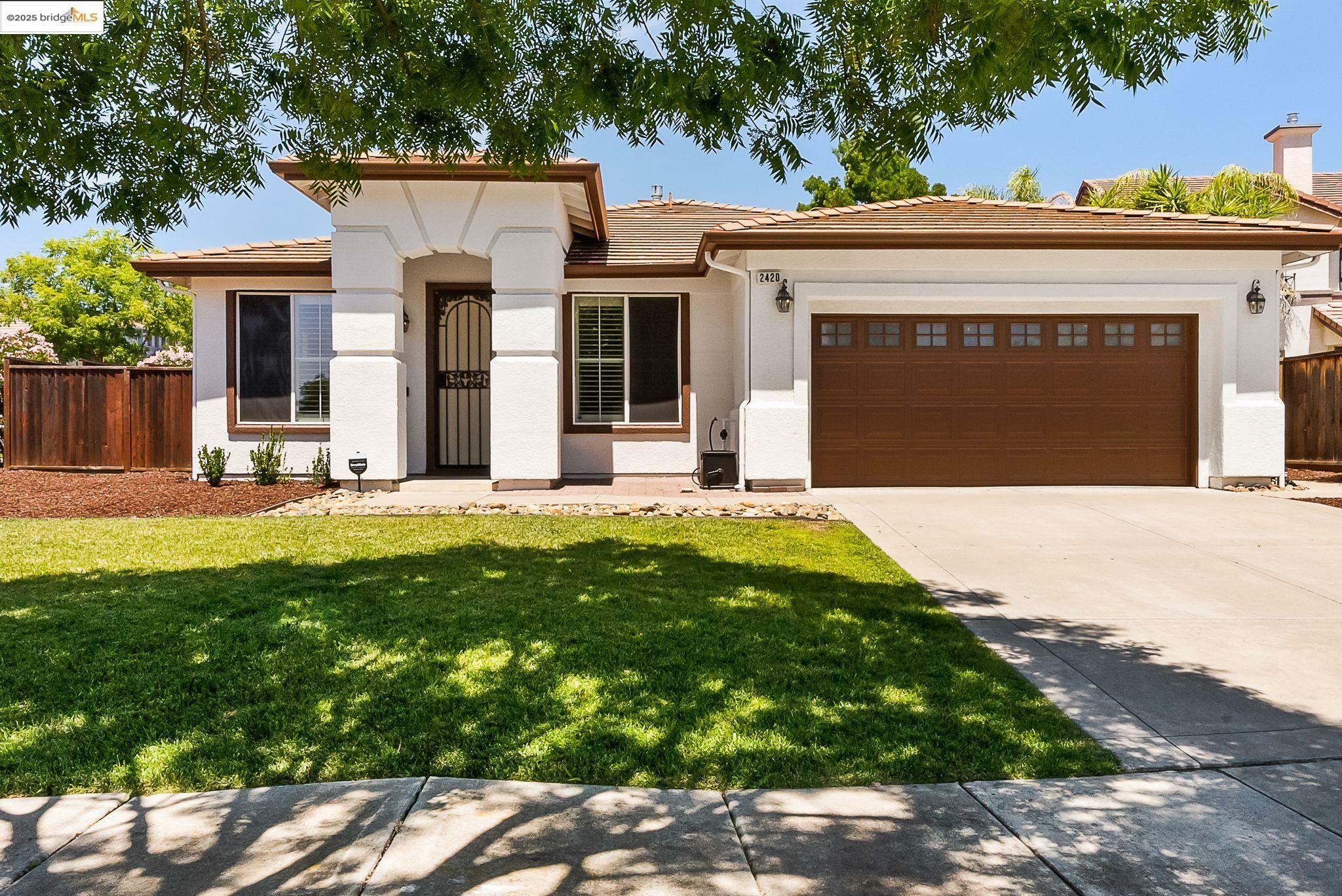 Property Photo: 2420 Grey Hawke Ct CA 94513