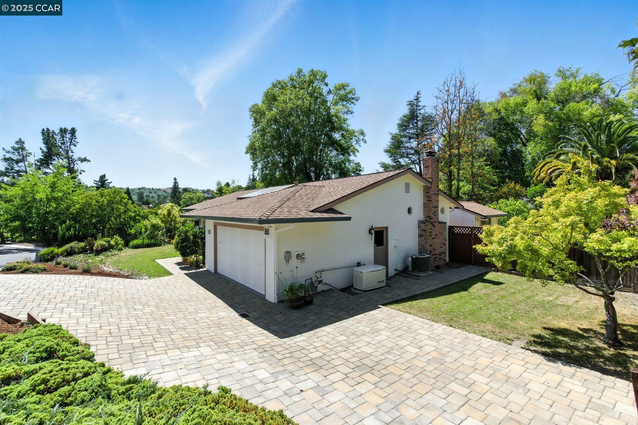 Property Photo: 3824 Via Granada CA 94556