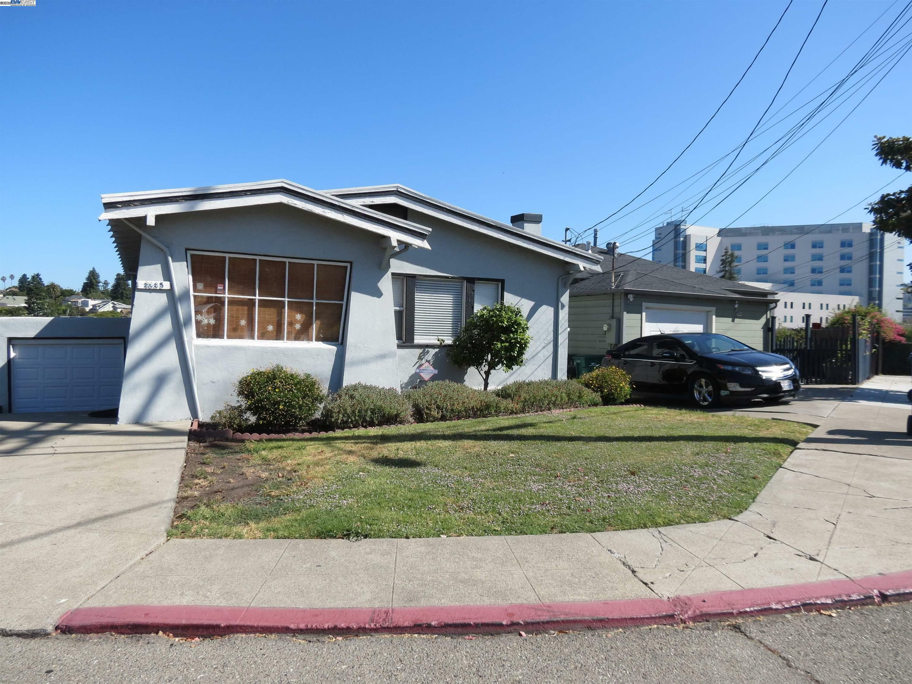 2635 19th Ave  Oakland CA 94606 photo