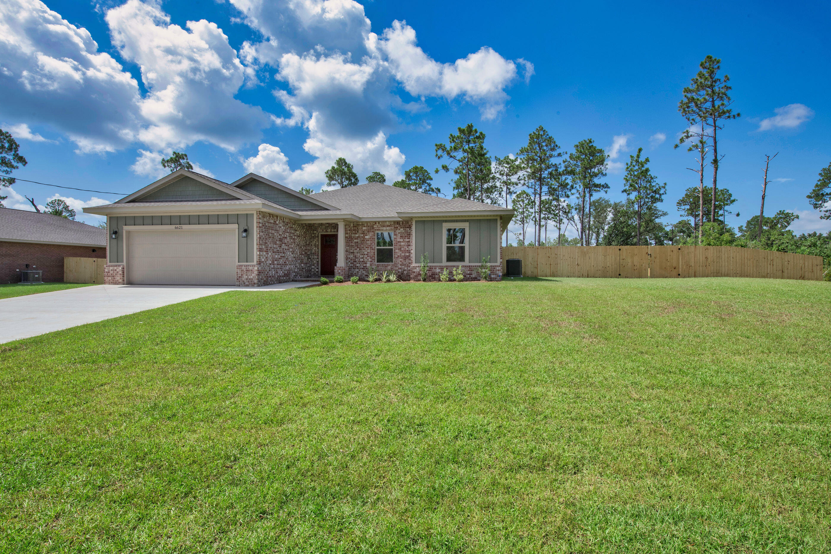 Property Photo: 6621 Rocky Shores Road FL 32583