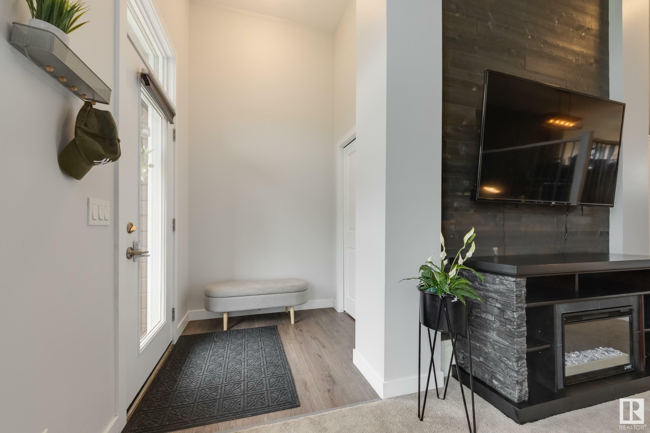 Property Photo: 631 36 Street SW AB T6X 2G5