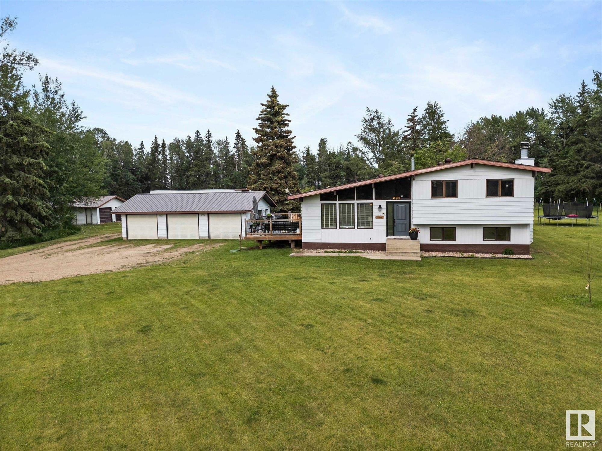Property Photo: 51405 Rge Road 10 AB T7Y 3J6