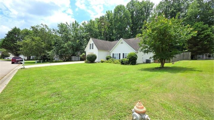 Property Photo: 90 Joshua Way GA 30548