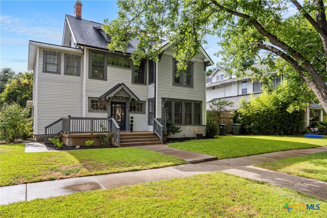 Property Photo: 610 N 7th Street TX 76501