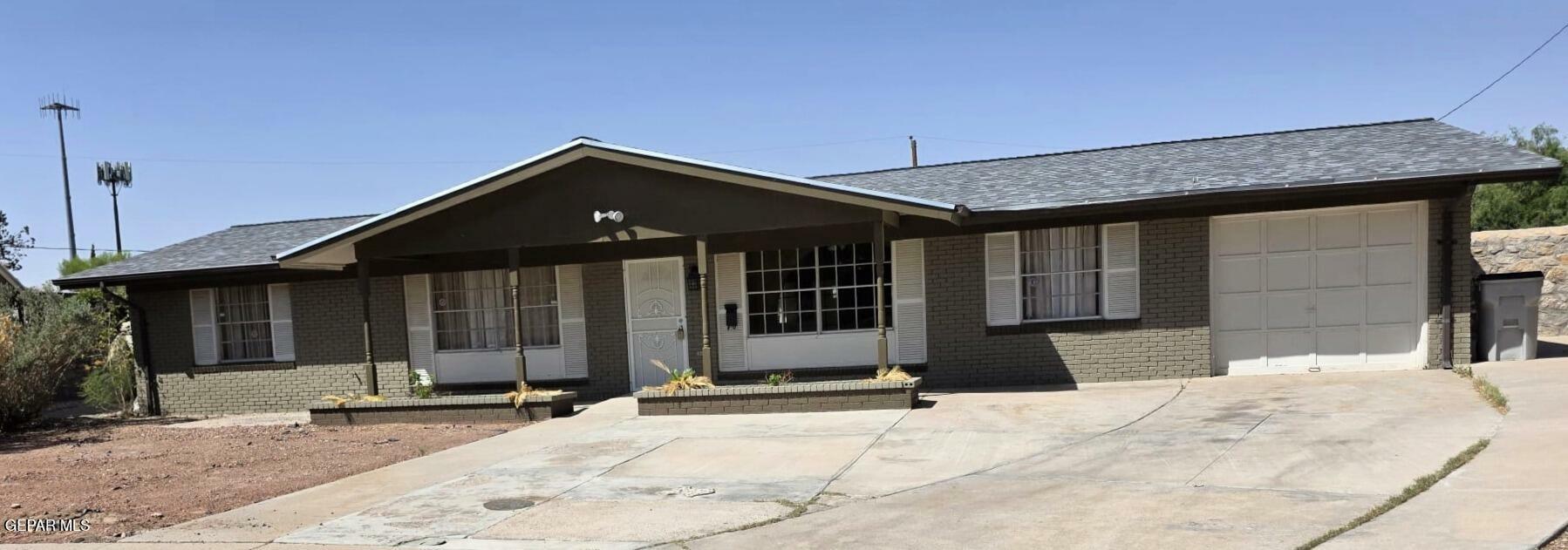 208 Viking Drive  El Paso TX 79912 photo