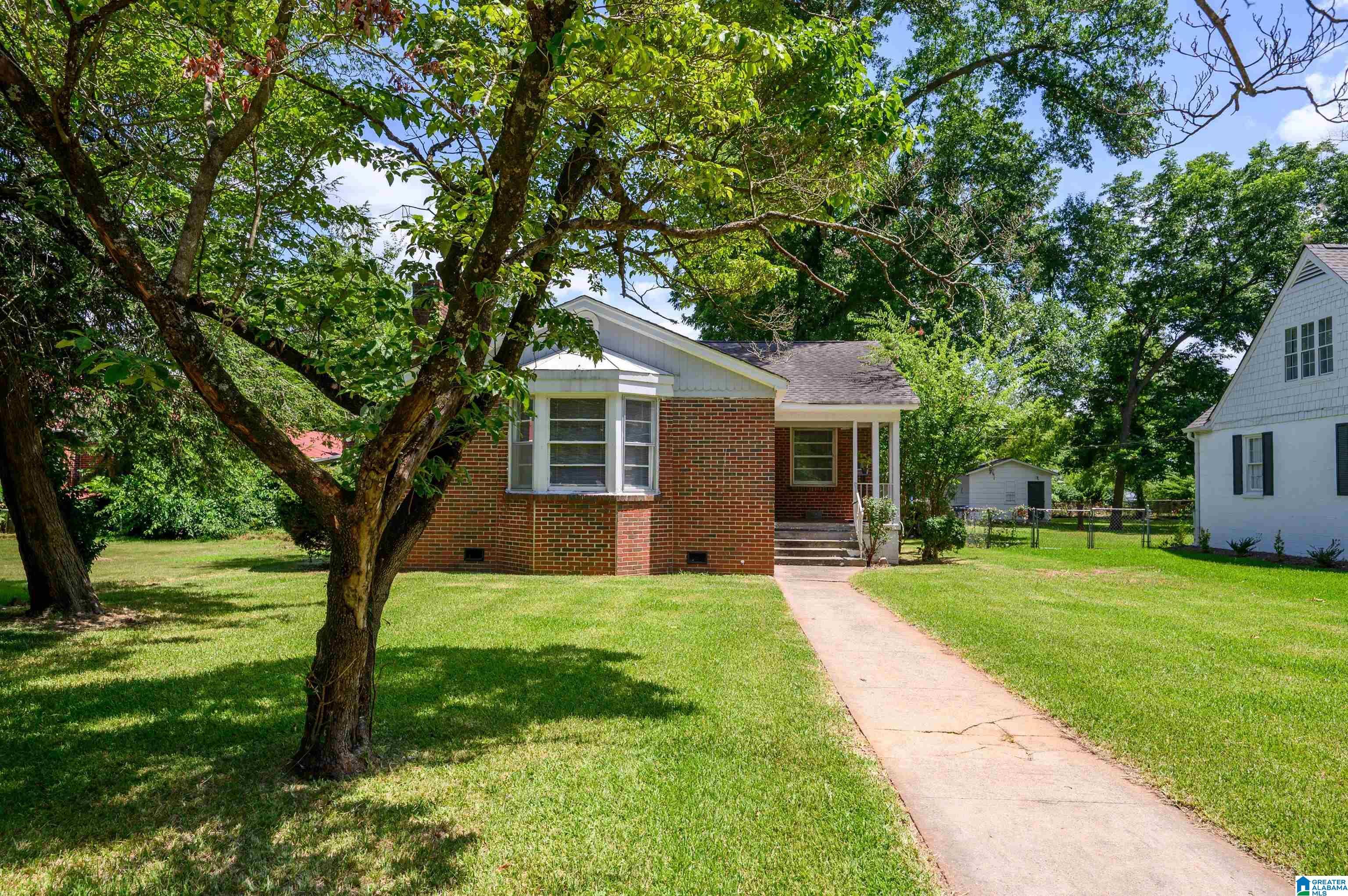 Property Photo: 216 Pinewood Avenue AL 35228