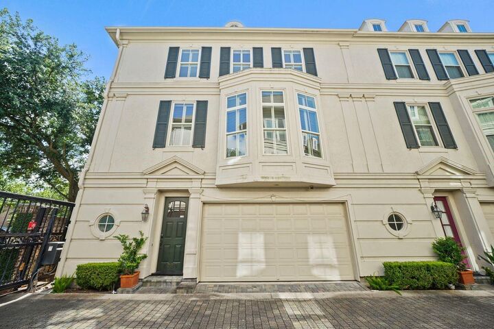 4009 Bellefontaine Street  Houston TX 77025 photo