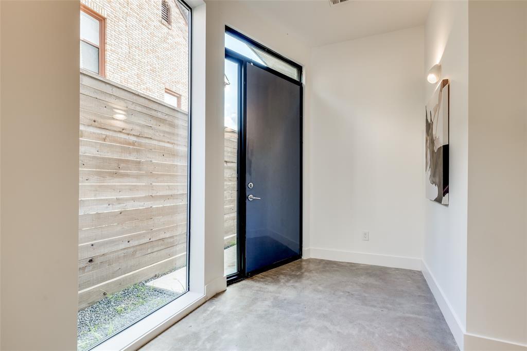 Property Photo: 1415 Crocker Street TX 77019