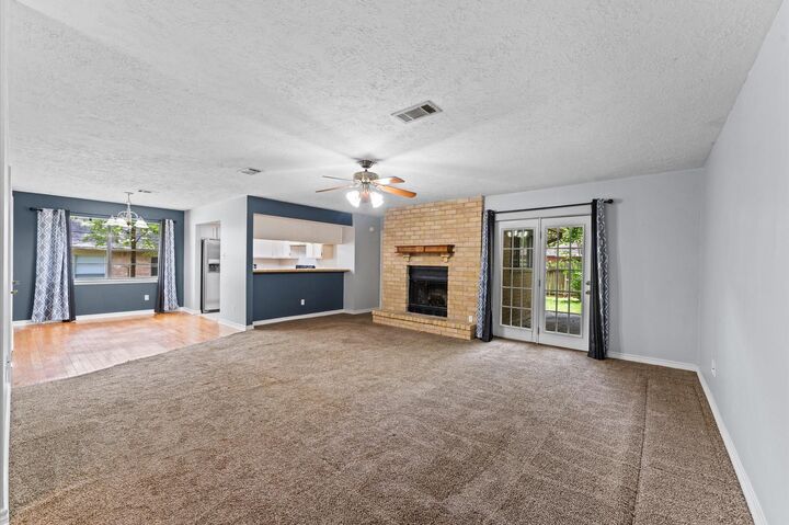 Property Photo: 1720 Tims Lane TX 77301