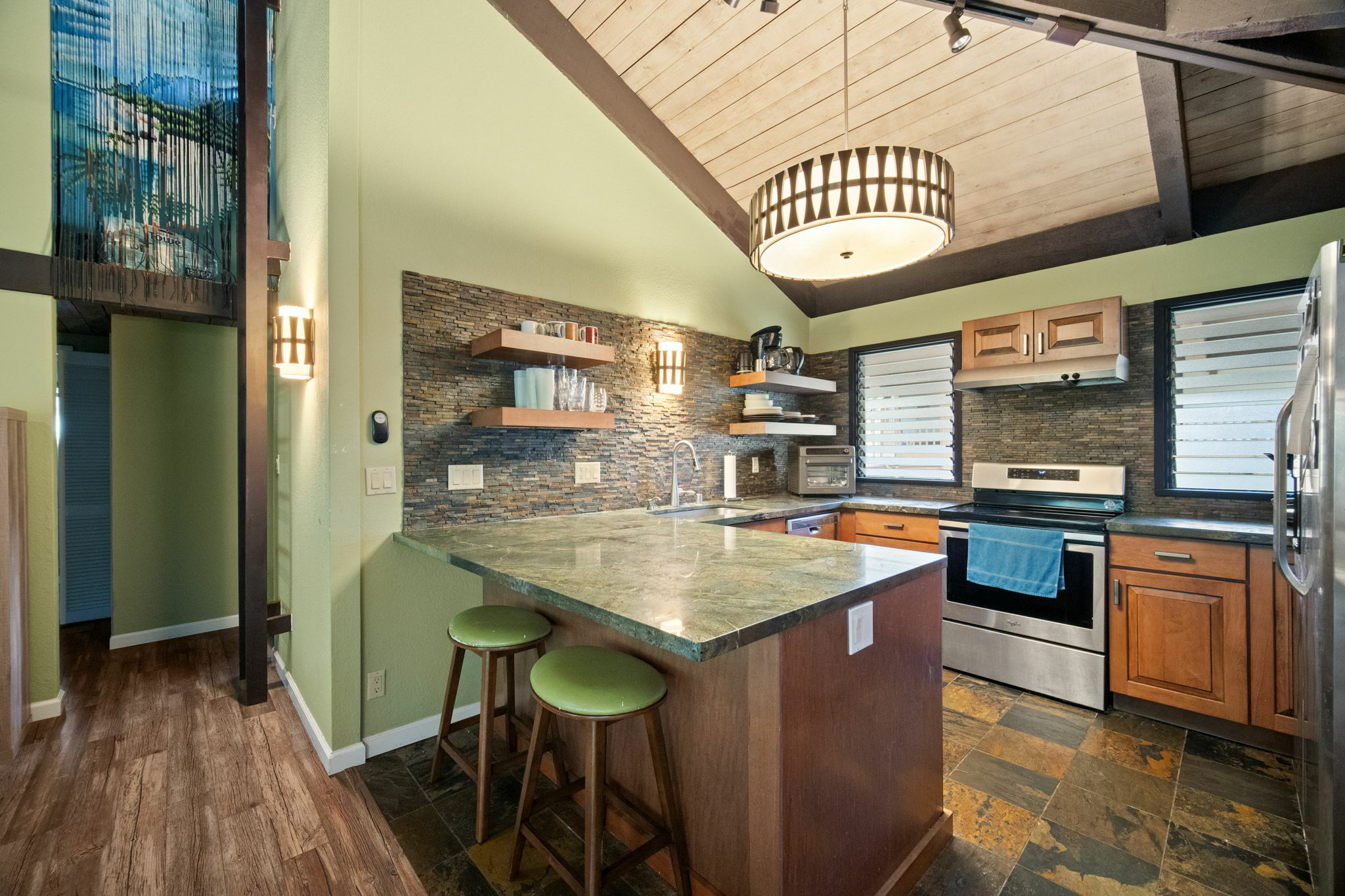 Property Photo: 4701 Kawaihau Rd B201 HI 96746