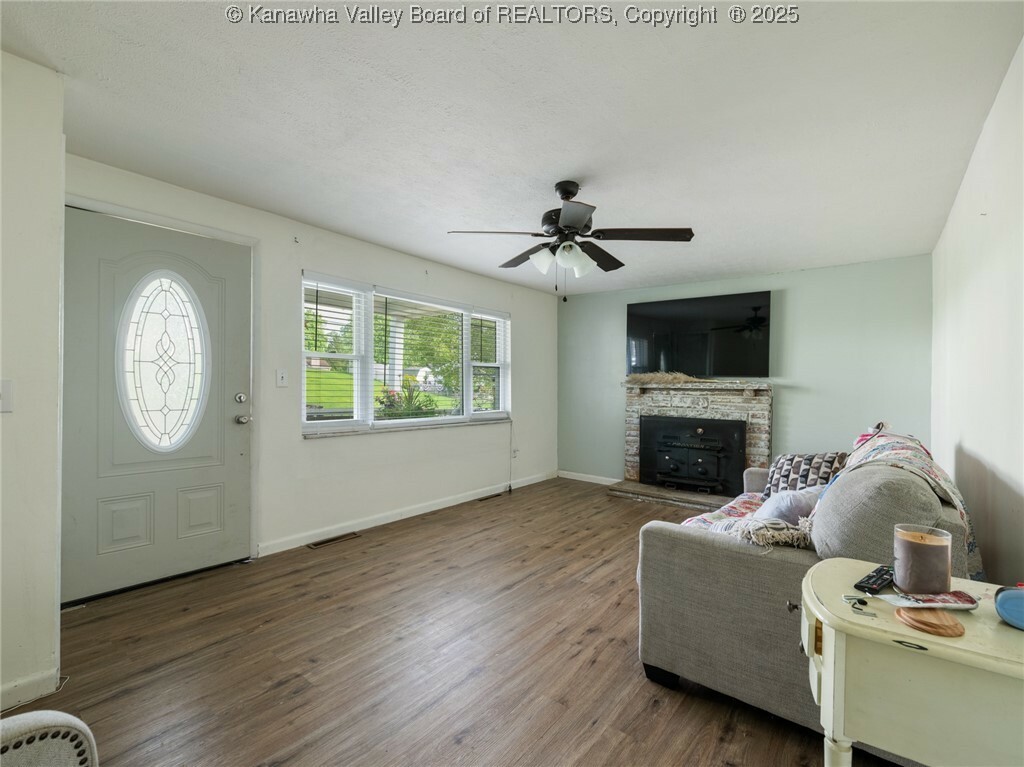 Property Photo: 830 S Washington Street WV 25177
