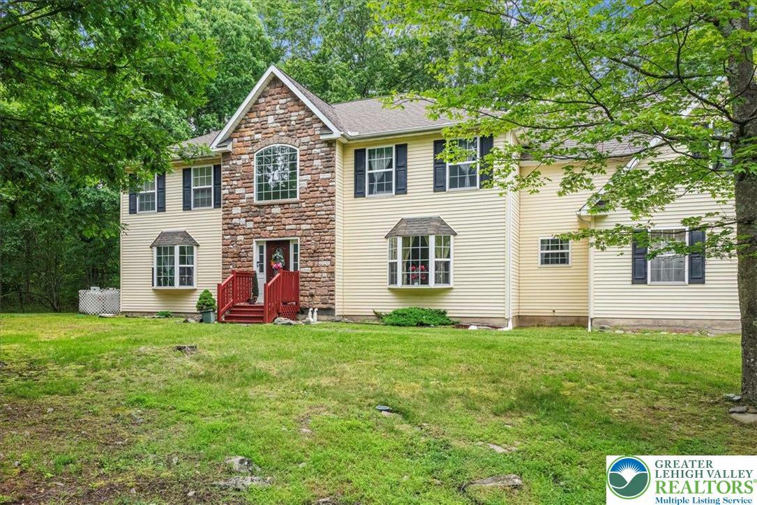 Property Photo: 210 Swartsburo Drive PA 18371