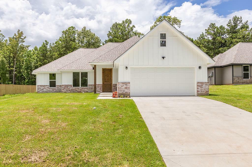 Property Photo:  313 Shirey Lane  TX 75901 