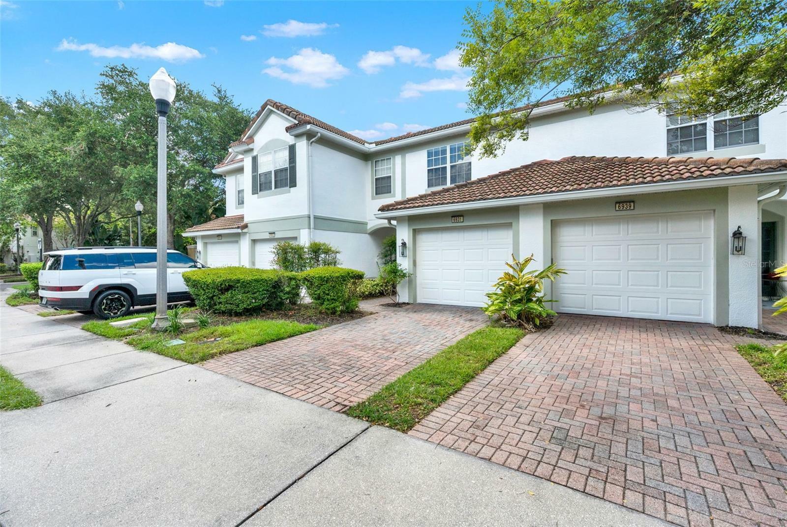 Property Photo: 6931 Sperone Street FL 32819