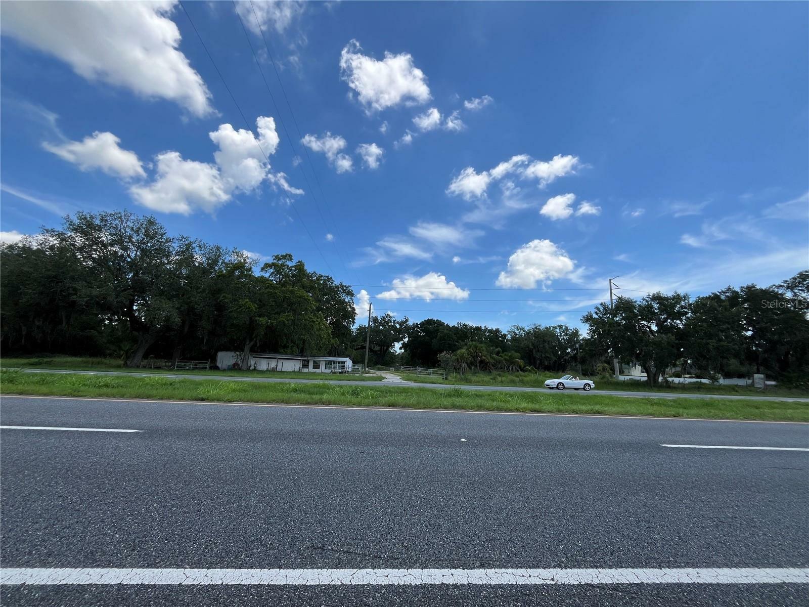 Property Photo: 411 Alibrandi Road FL 34748