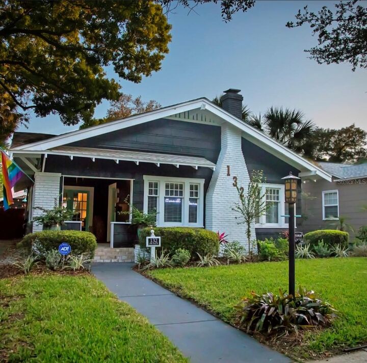 Property Photo:  132 17th Avenue N  FL 33704 