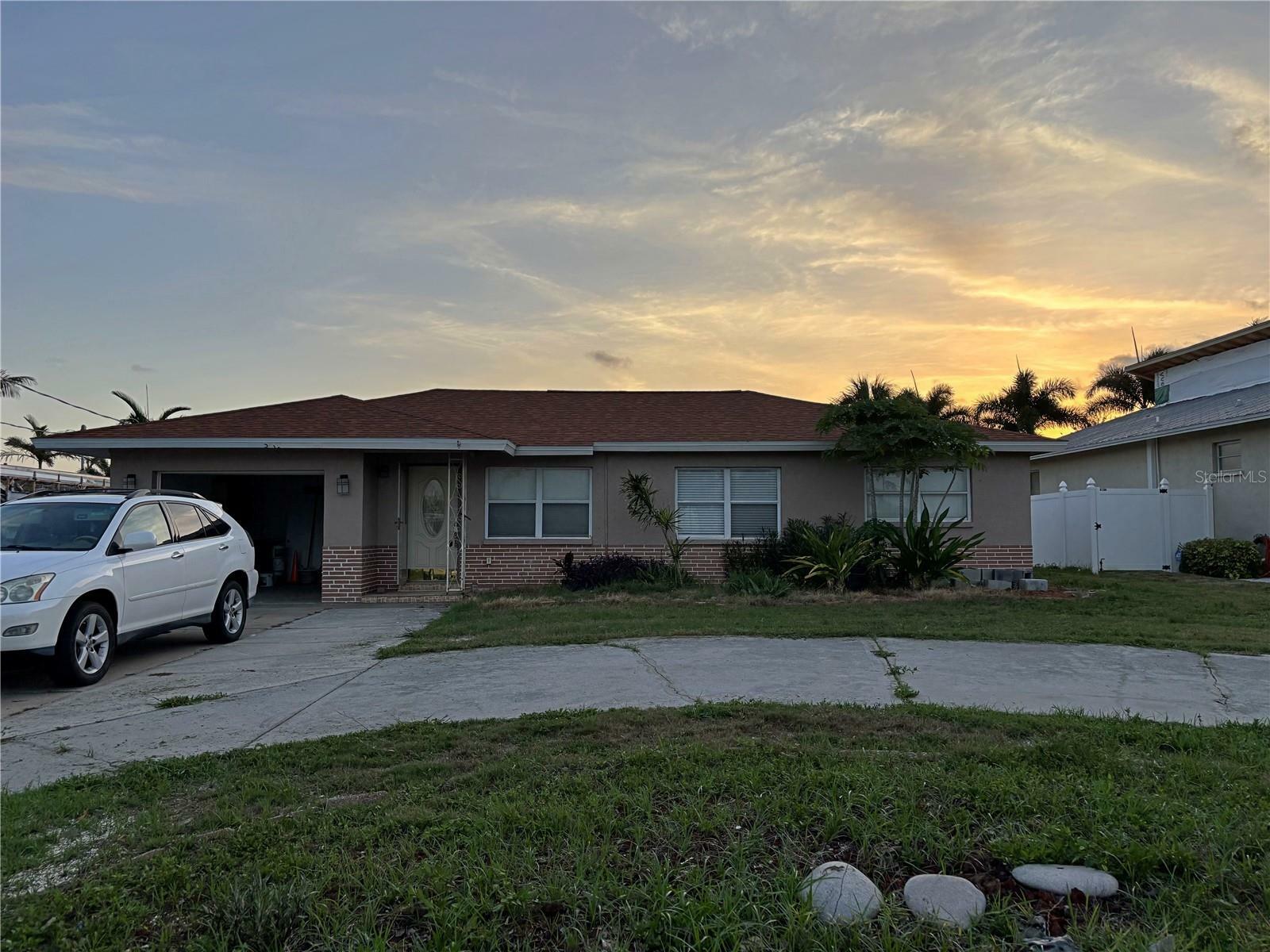 6820 26th Street W  Bradenton FL 34207 photo