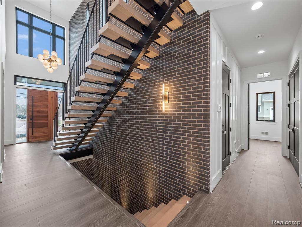 Property Photo: 1220 N Pine Street MI 48307 1495