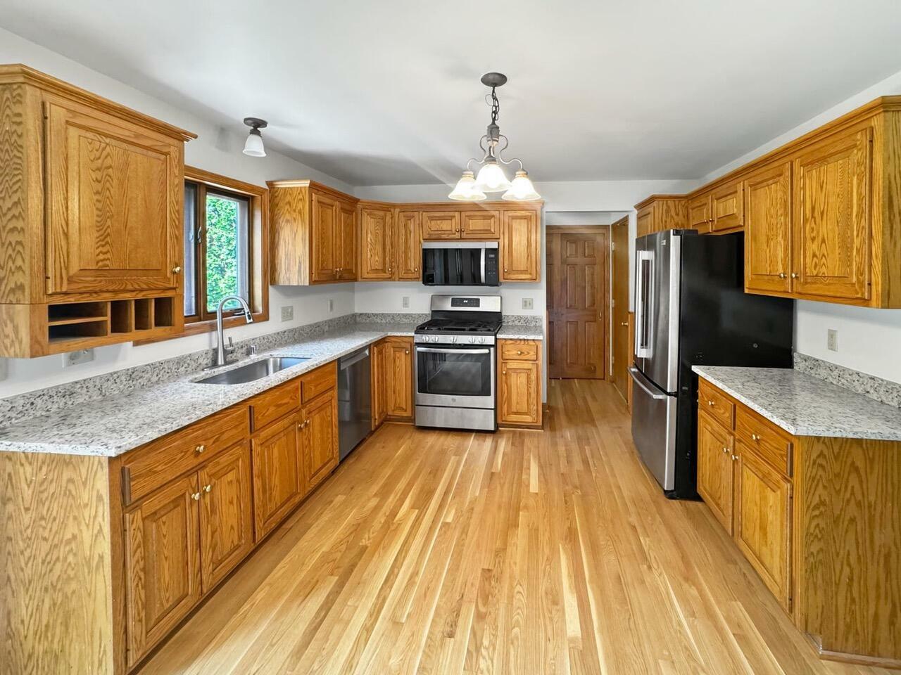 Property Photo: N49w31242 Old Steeple Rd WI 53029