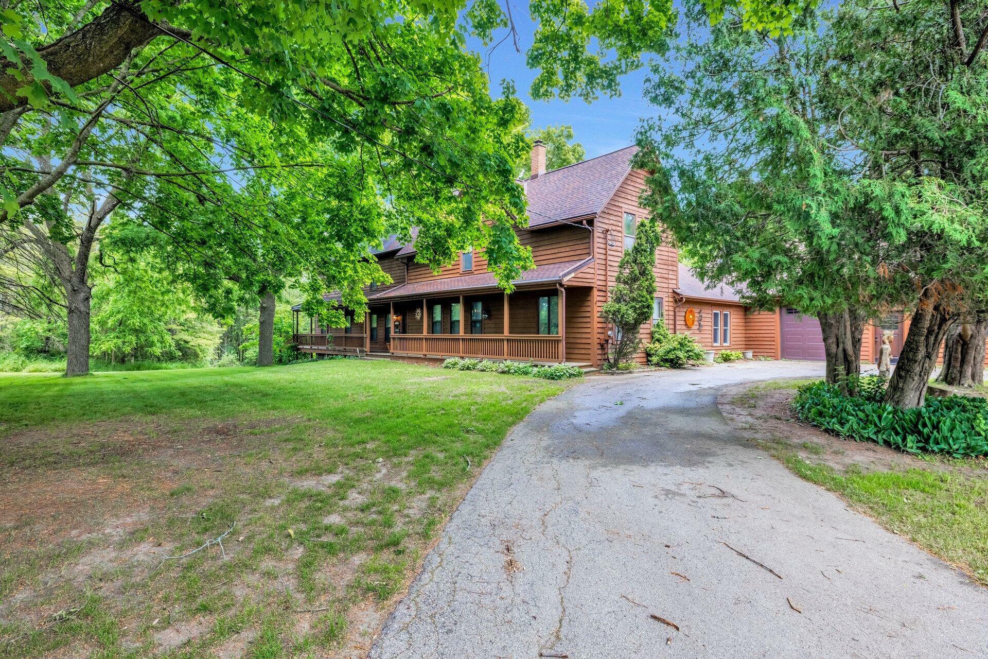 Property Photo: 4002 County Road I - WI 53080
