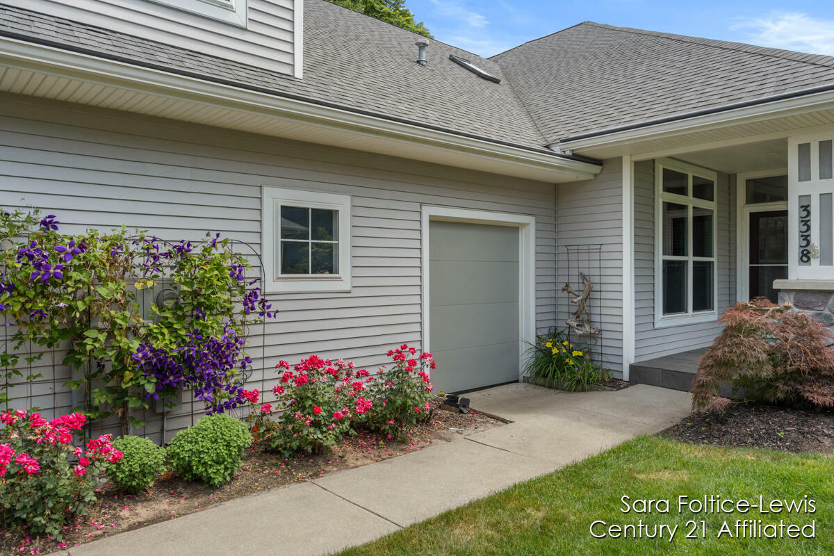 Property Photo:  3338 Clearbrook Green  MI 49453 