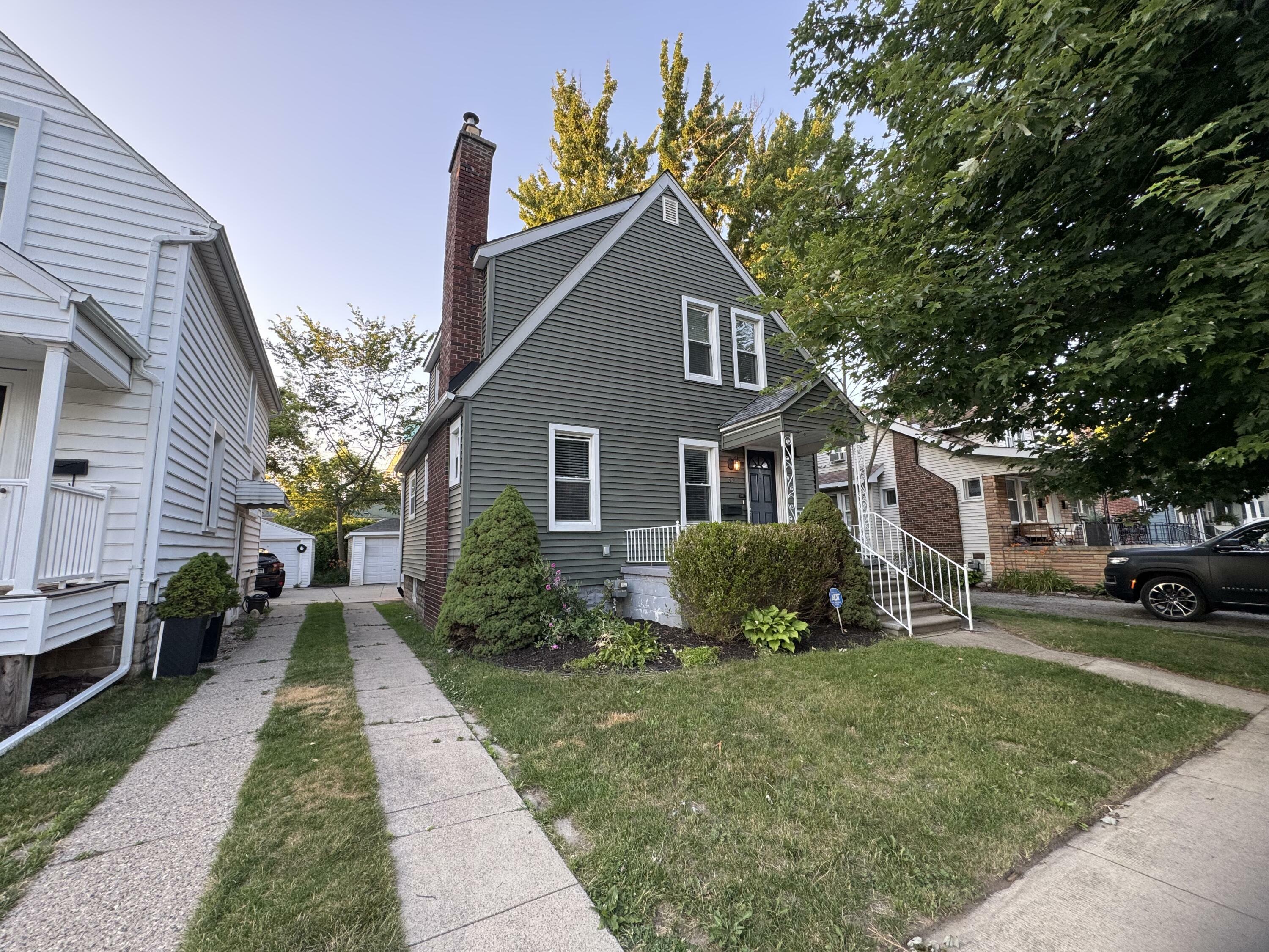 Property Photo:  341 E Saratoga Street  MI 48220 
