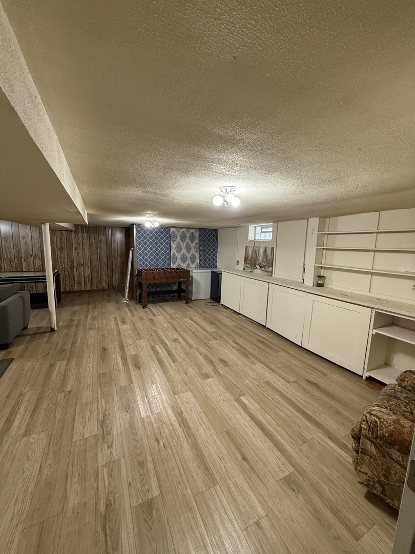 Property Photo: 1369 Superior Avenue IL 60409
