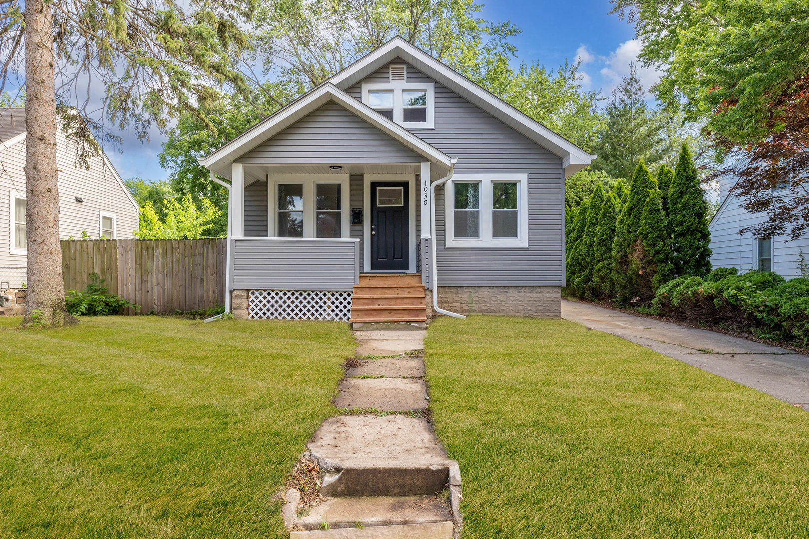 Property Photo: 1030 Spruce Street IL 60506